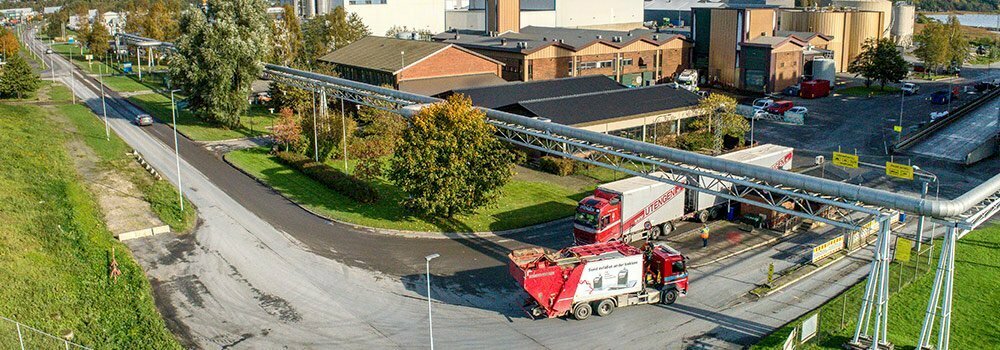 Dronebilde av inngangen til FREVAR-området.